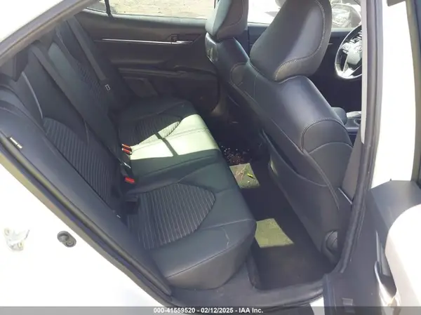 4T1G11AK1MU559746 2021 TOYOTA CAMRY - Image 8