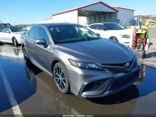 4T1G11AK1MU566745 2021 TOYOTA CAMRY