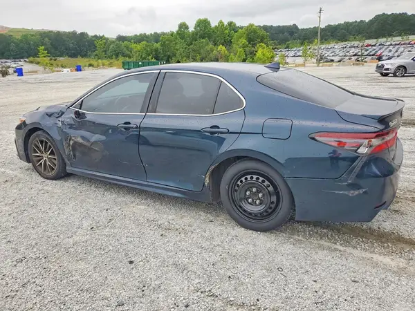 4T1G11AK1MU570942 2021 TOYOTA CAMRY - Image 2