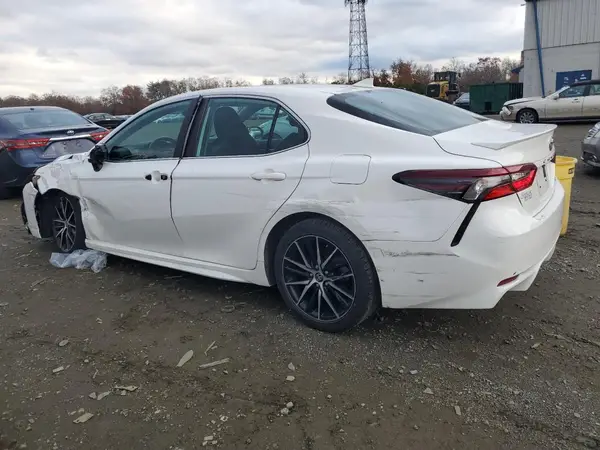 4T1G11AK1MU577163 2021 TOYOTA CAMRY - Image 2