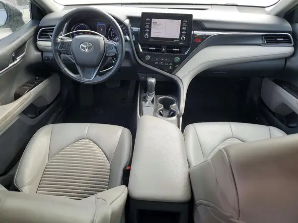 4T1G11AK1MU579933 2021 TOYOTA CAMRY - Image 8