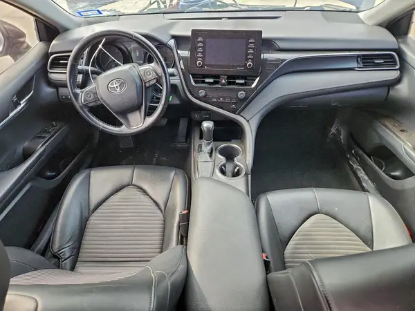 4T1G11AK1MU584971 2021 TOYOTA CAMRY - Image 8