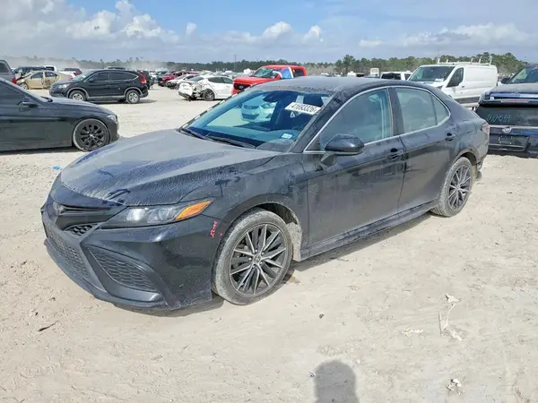 4T1G11AK1MU591175 2021 TOYOTA CAMRY - Image 1