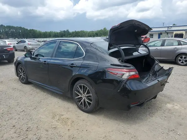 4T1G11AK1MU593847 2021 TOYOTA CAMRY - Image 2