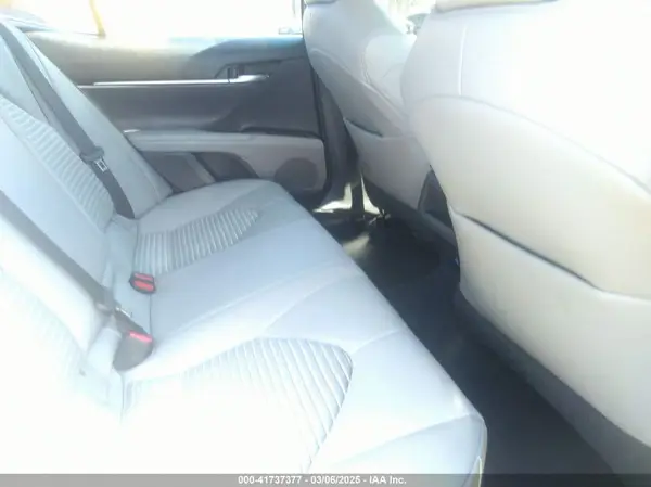 4T1G11AK1MU605494 2021 TOYOTA CAMRY - Image 8