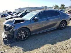 4T1G11AK1MU612008 2021 TOYOTA CAMRY