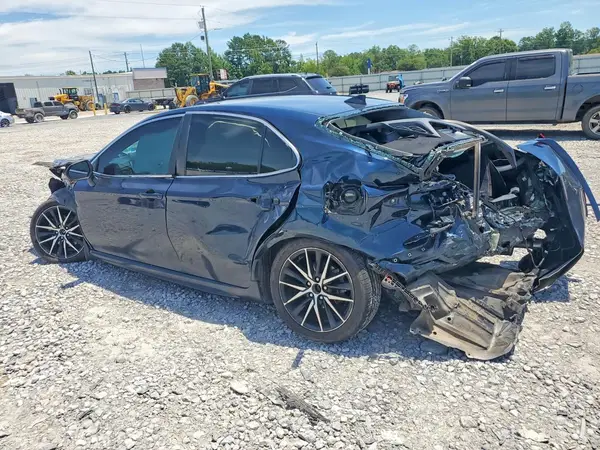 4T1G11AK1MU614504 2021 TOYOTA CAMRY - Image 2