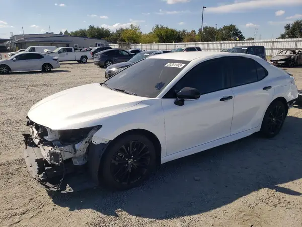 4T1G11AK1NU001445 2022 TOYOTA CAMRY - Image 1
