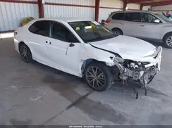 4T1G11AK1NU001560 2022 TOYOTA CAMRY