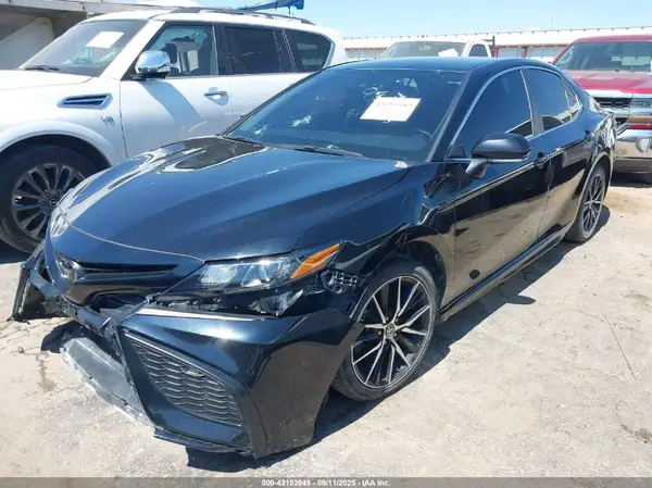 4T1G11AK1NU012753 2022 TOYOTA CAMRY - Image 2