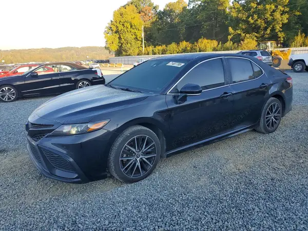 4T1G11AK1NU014678 2022 TOYOTA CAMRY - Image 1