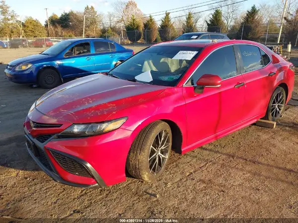 4T1G11AK1NU023445 2022 TOYOTA CAMRY - Image 2