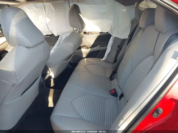 4T1G11AK1NU023445 2022 TOYOTA CAMRY - Image 8