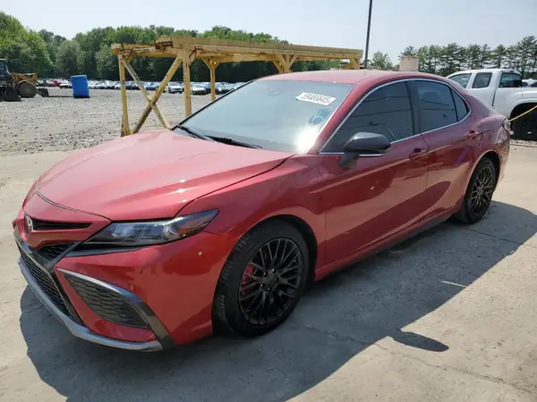 4T1G11AK1NU023543 2022 TOYOTA CAMRY - Image 1