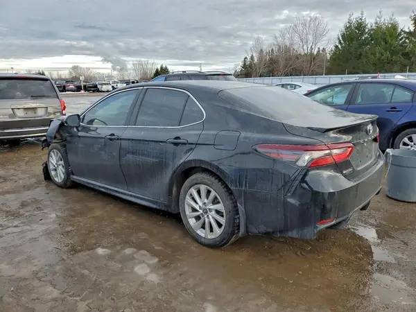 4T1G11AK1NU028094 2022 TOYOTA CAMRY - Image 2