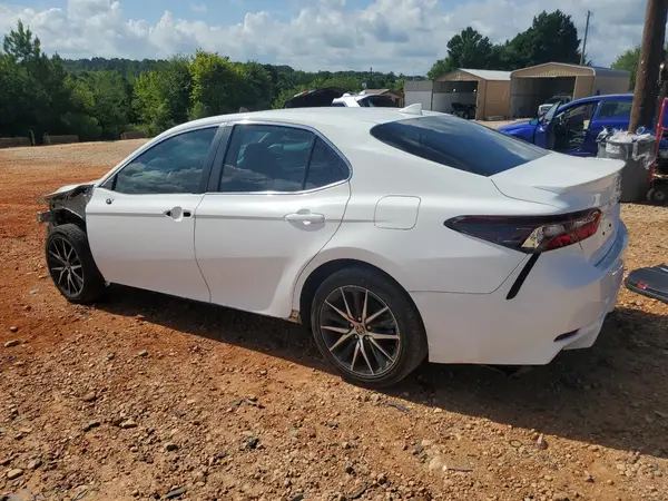 4T1G11AK1NU042464 2022 TOYOTA CAMRY - Image 2