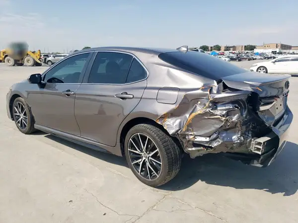 4T1G11AK1NU048118 2022 TOYOTA CAMRY - Image 2