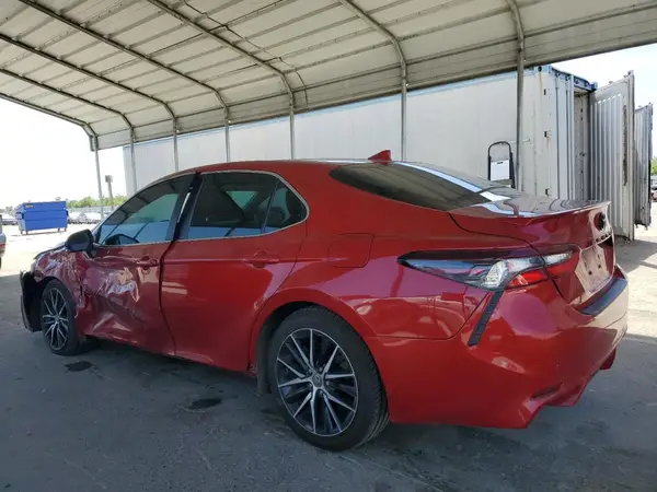 4T1G11AK1NU057689 2022 TOYOTA CAMRY - Image 2