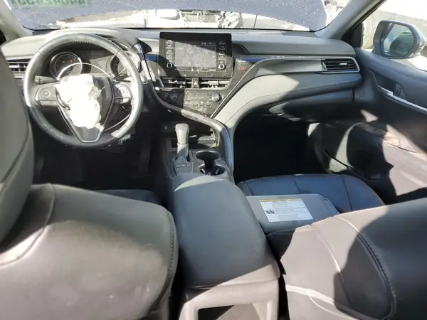 4T1G11AK1NU061645 2022 TOYOTA CAMRY - Image 8