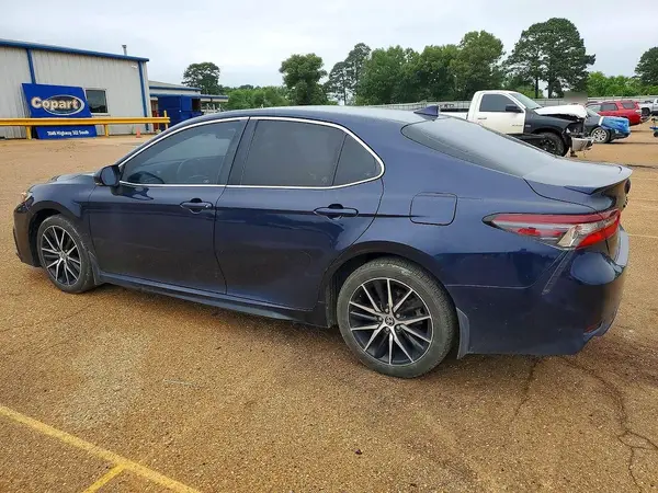 4T1G11AK1NU623169 2022 TOYOTA CAMRY - Image 2