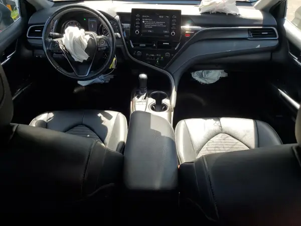 4T1G11AK1NU627092 2022 TOYOTA CAMRY - Image 8