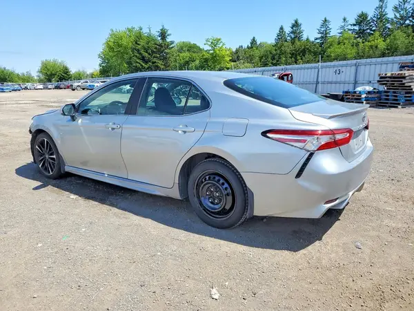 4T1G11AK1NU628162 2022 TOYOTA CAMRY - Image 2