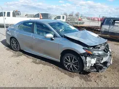 4T1G11AK1NU628310 2022 TOYOTA CAMRY