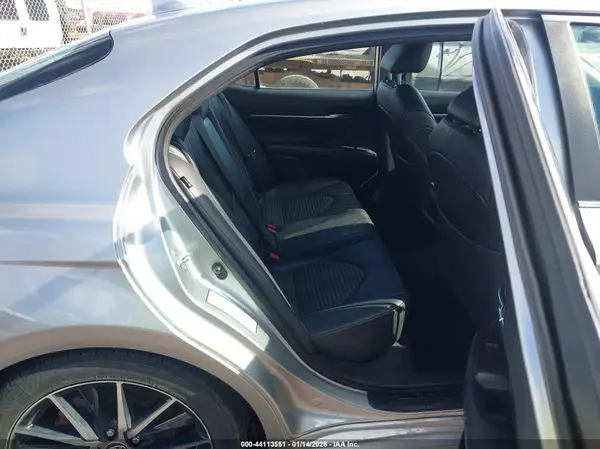 4T1G11AK1NU628310 2022 TOYOTA CAMRY - Image 8