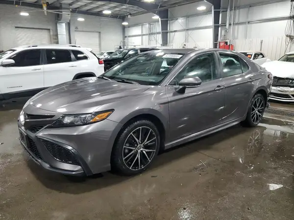 4T1G11AK1NU634219 2022 TOYOTA CAMRY - Image 1