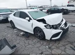 4T1G11AK1NU638772 2022 TOYOTA CAMRY