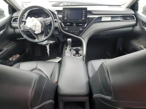 4T1G11AK1NU643065 2022 TOYOTA CAMRY - Image 8