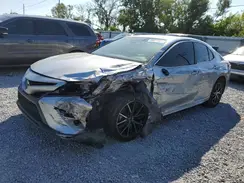 4T1G11AK1NU643888 2022 TOYOTA CAMRY