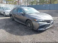 4T1G11AK1NU643969 2022 TOYOTA CAMRY