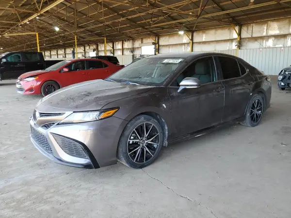 4T1G11AK1NU647942 2022 TOYOTA CAMRY - Image 1