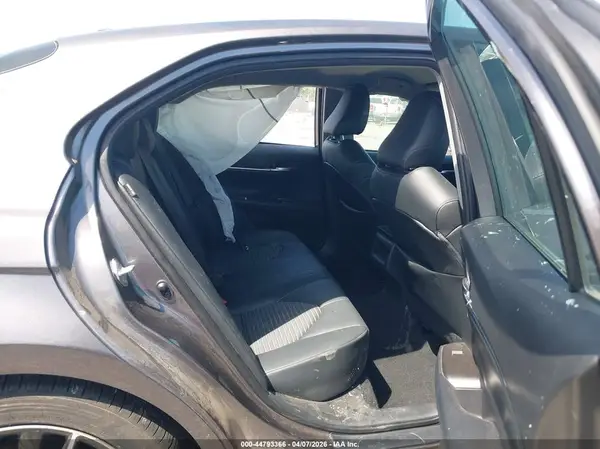 4T1G11AK1NU649562 2022 TOYOTA CAMRY - Image 8