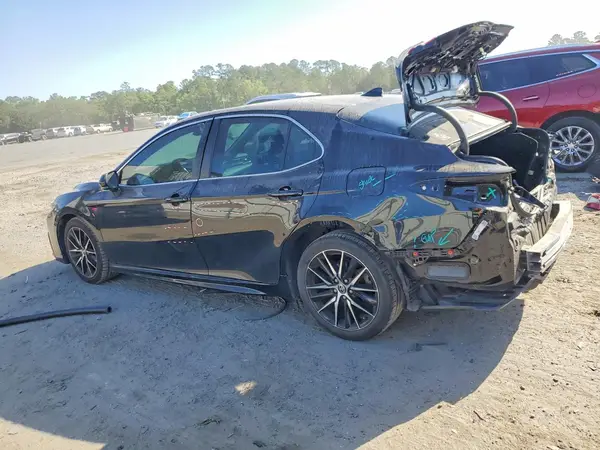 4T1G11AK1NU657712 2022 TOYOTA CAMRY - Image 2