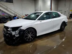 4T1G11AK1NU660108 2022 TOYOTA CAMRY