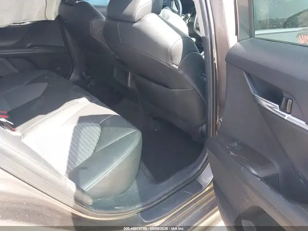 4T1G11AK1NU662036 2022 TOYOTA CAMRY - Image 8