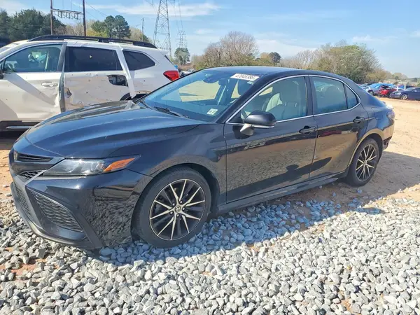 4T1G11AK1NU663218 2022 TOYOTA CAMRY - Image 1