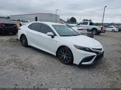 4T1G11AK1NU673957 2022 TOYOTA CAMRY