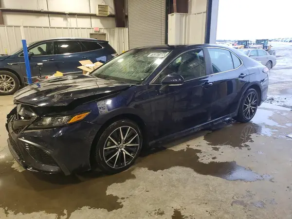 4T1G11AK1NU678074 2022 TOYOTA CAMRY - Image 1
