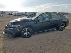 4T1G11AK1NU678981 2022 TOYOTA CAMRY