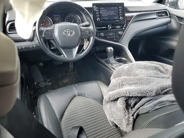 4T1G11AK1NU682335 2022 TOYOTA CAMRY - Image 8