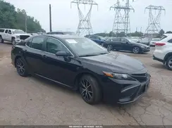 4T1G11AK1NU682688 2022 TOYOTA CAMRY
