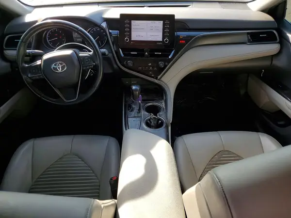 4T1G11AK1NU684036 2022 TOYOTA CAMRY - Image 8