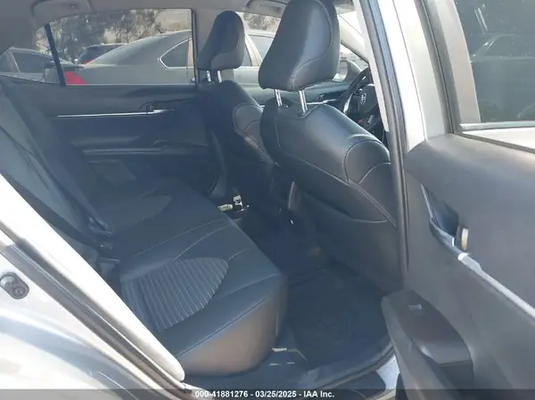 4T1G11AK1NU684117 2022 TOYOTA CAMRY - Image 8