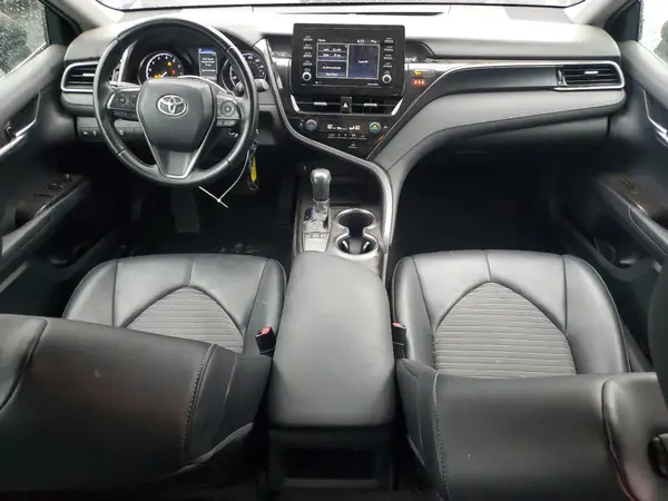 4T1G11AK1NU685963 2022 TOYOTA CAMRY - Image 8