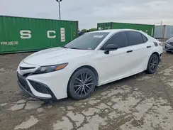4T1G11AK1NU687647 2022 TOYOTA CAMRY