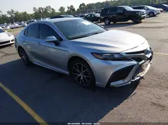 4T1G11AK1NU697000 2022 TOYOTA CAMRY