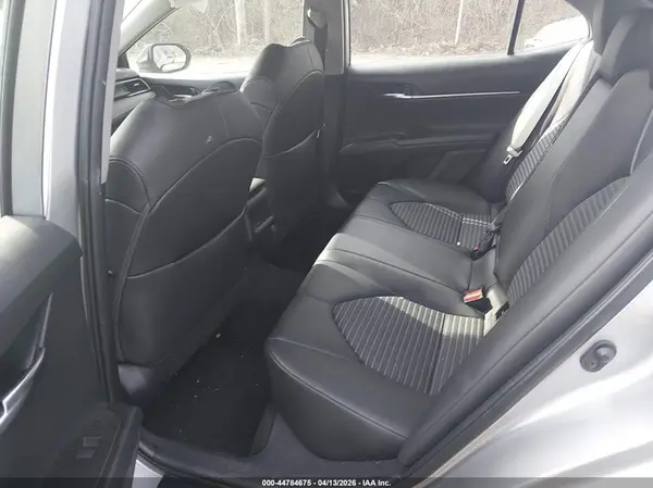 4T1G11AK1NU698275 2022 TOYOTA CAMRY - Image 8